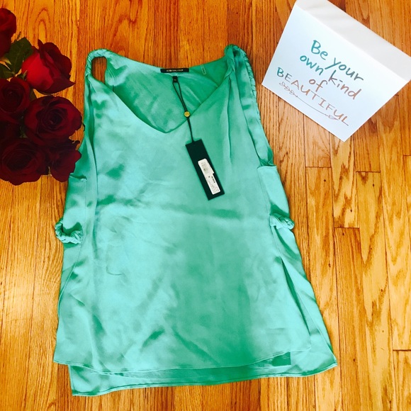 Price✂️ Kobi Halperin Blouse - Picture 7 of 7